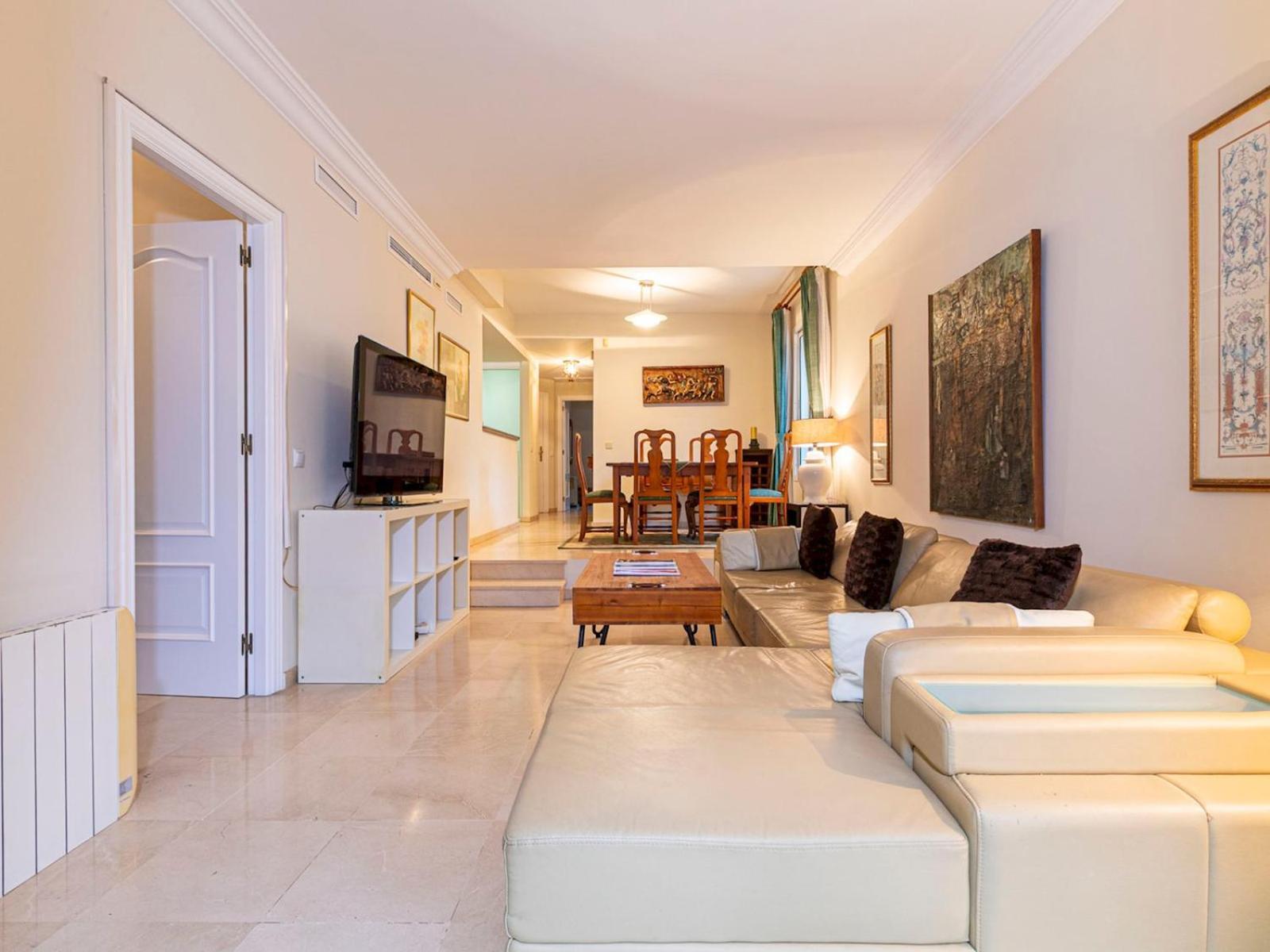 Apartamento Pass The Keys Charming Andalusian Ground Floor With Patio Marbella